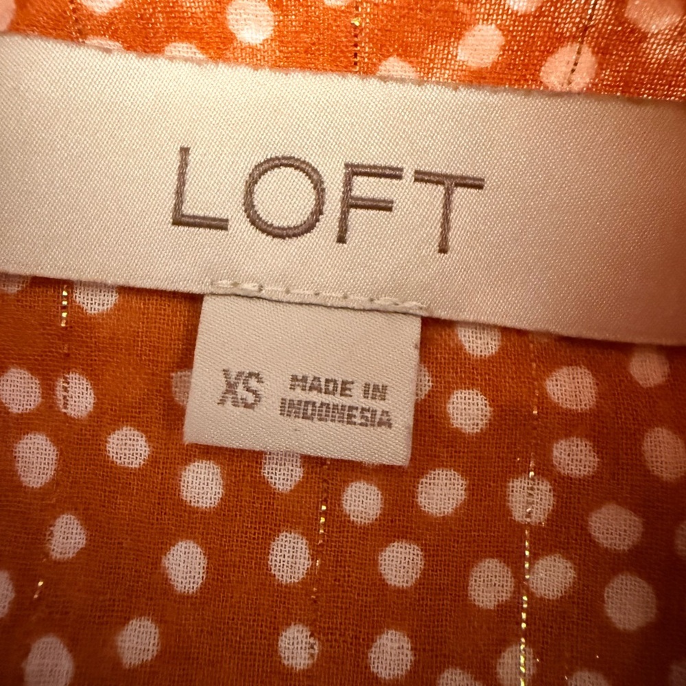 LOFT Womens Orange Dot Print Metallic Thread Long Sleeve Shirt
Size XSmall NEW - Picture 6 of 9